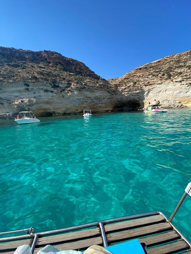 Foto degli ospiti a bordo della Barca Gamar (1)