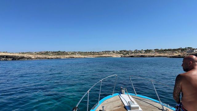 Foto degli ospiti a bordo della Barca Gamar (8)